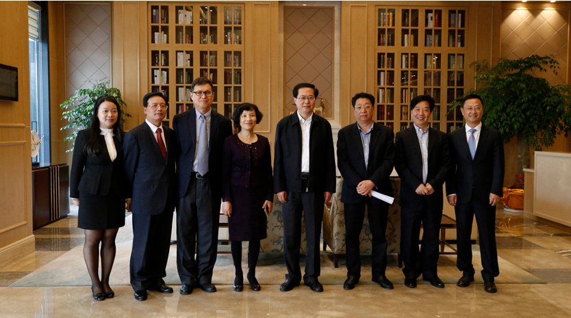 冬季時尚騎士服裝圖片（冬季時尚穿搭圖片女學生）