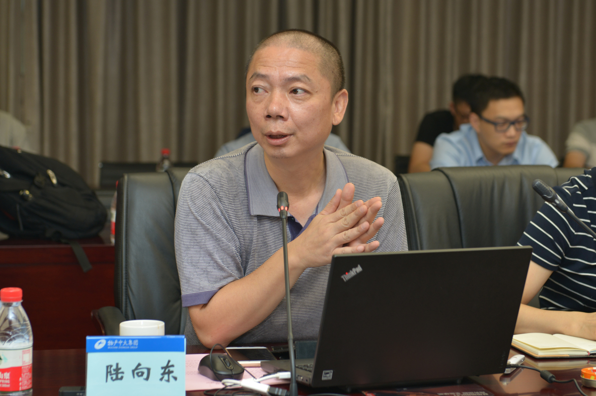 廣東時尚打底服裝定製廠（廣東女士秋冬打底衫廠家）